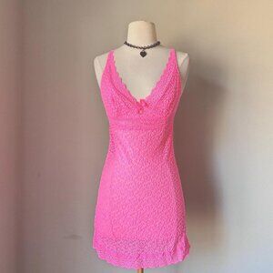 Vintage y2k Victoria’s Secret Hot pink lace chemise
